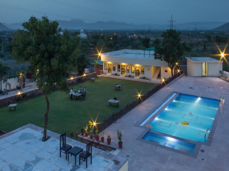 Hill Garden Retreat Hotel อุเดเปอร์ ภายนอก รูปภาพ