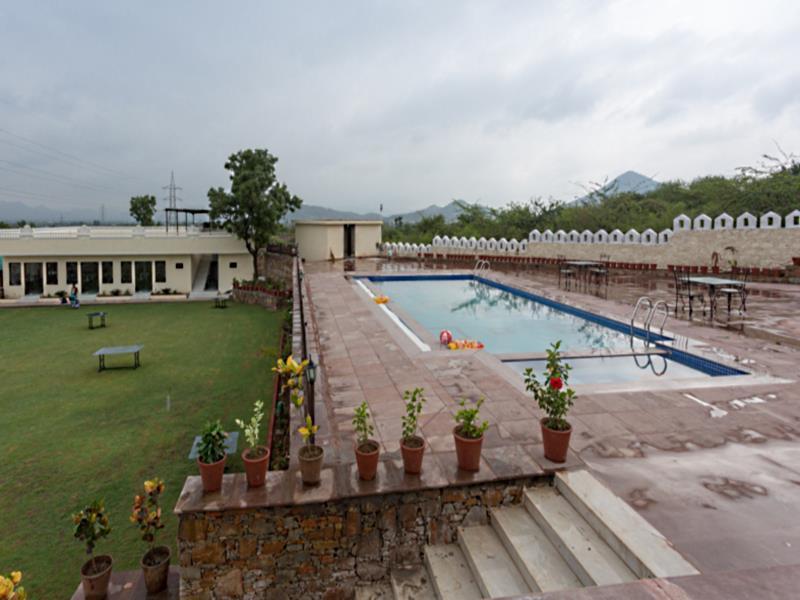 Hill Garden Retreat Hotel อุเดเปอร์ ภายนอก รูปภาพ